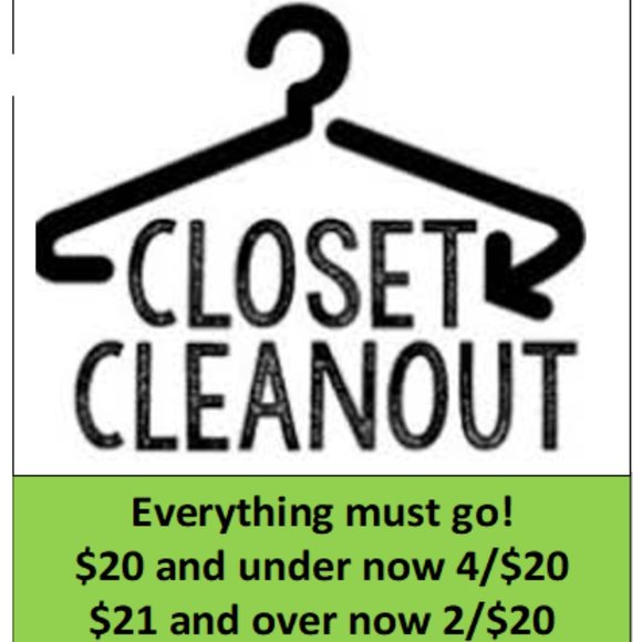 Closing my closet. Bundle and save - Picture 1 of 1